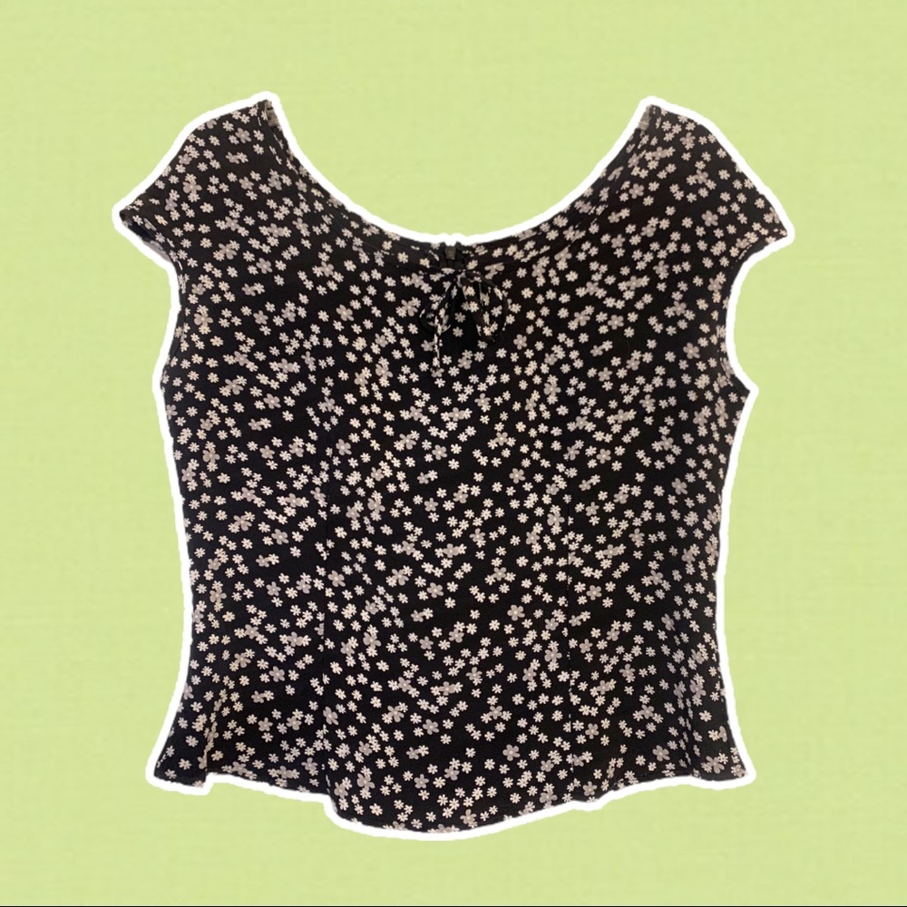 Sweet Ditsy Floral Y2K Express Top